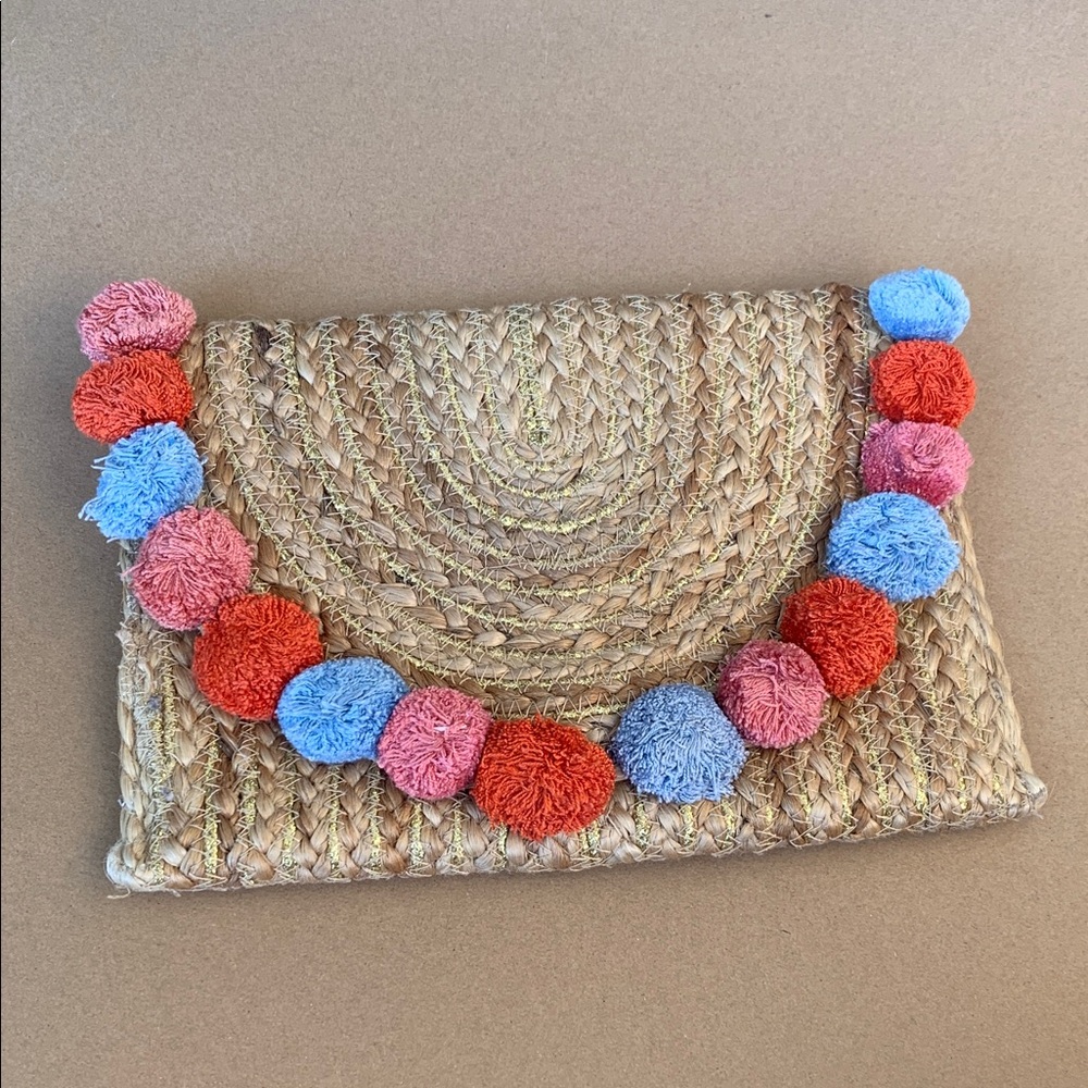 Braided jute clutch